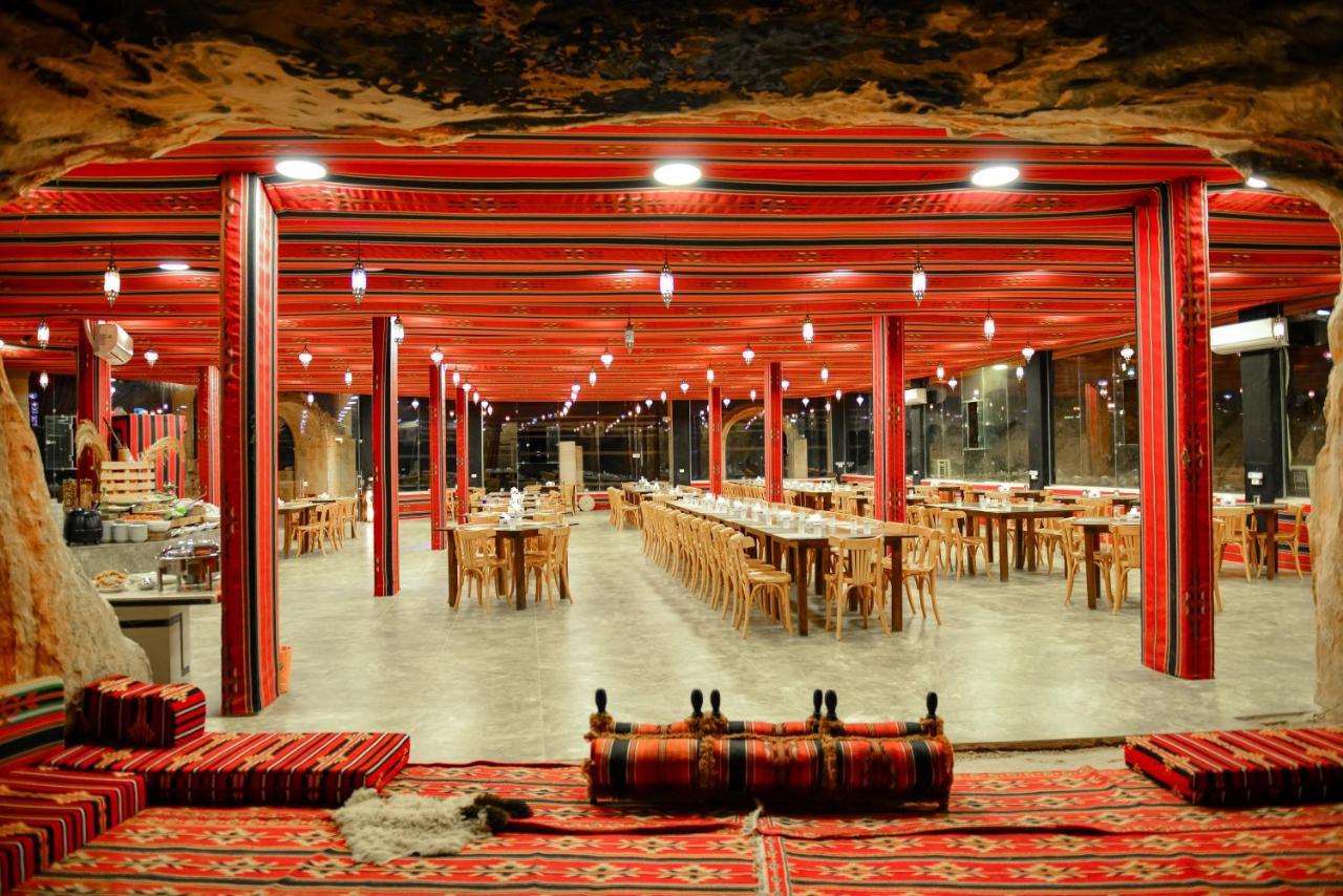 Little Petra Bedouin Camp Hotell Al Hayy Exteriör bild