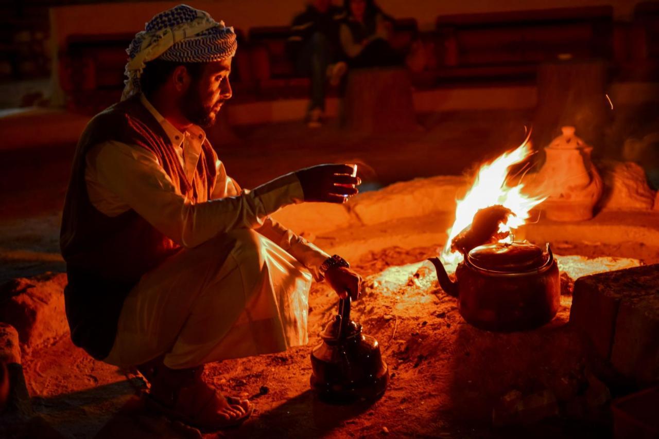 Little Petra Bedouin Camp Hotell Al Hayy Exteriör bild