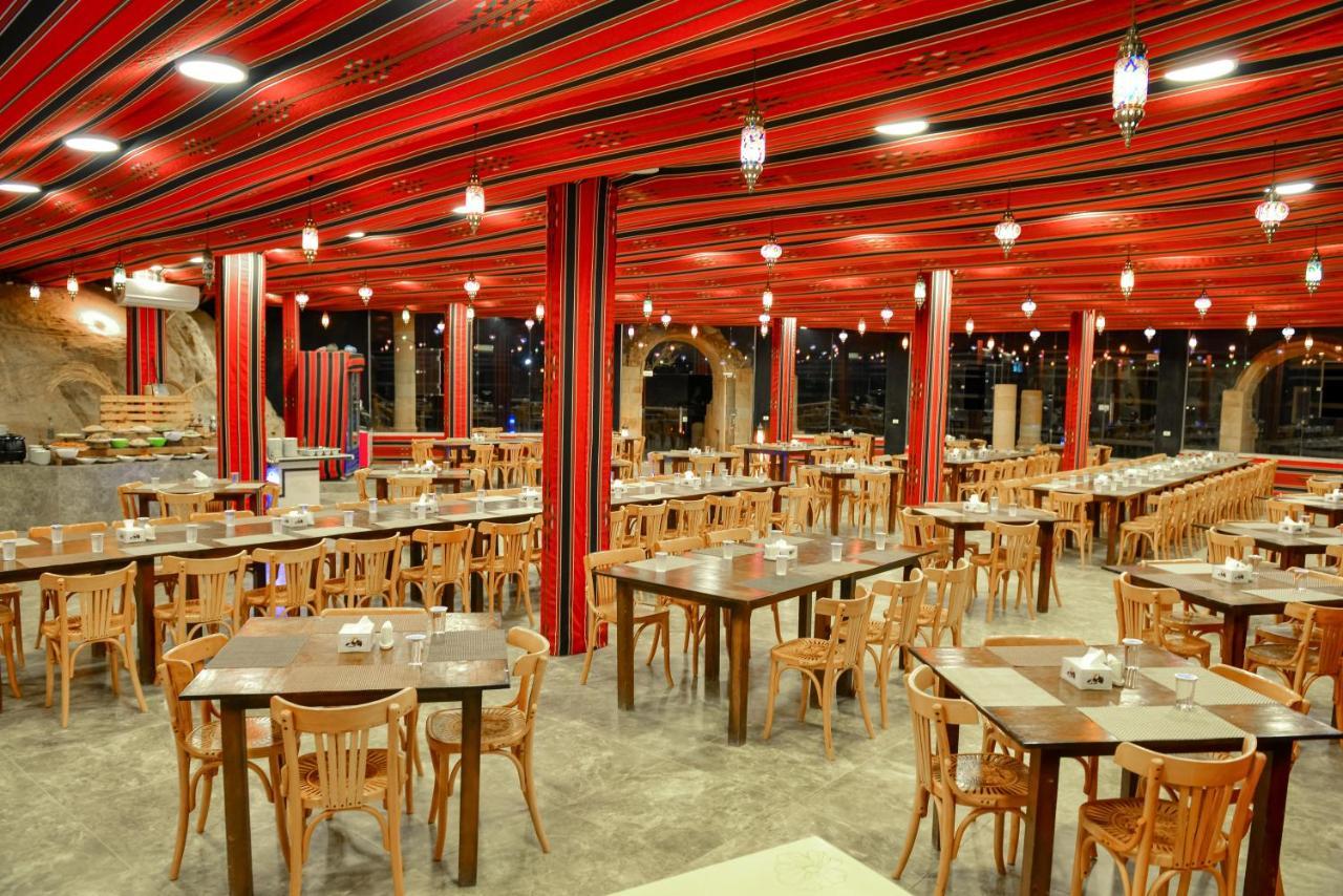 Little Petra Bedouin Camp Hotell Al Hayy Exteriör bild