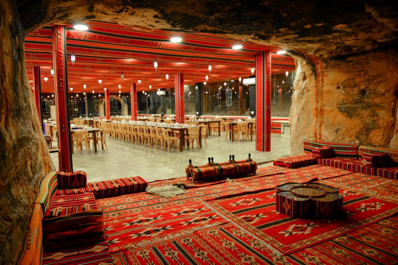 Little Petra Bedouin Camp Hotell Al Hayy Exteriör bild
